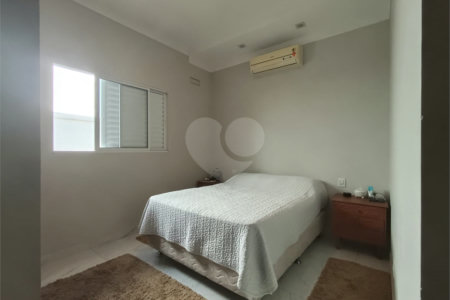 Casa à venda com 3 quartos, sendo 1 suíte,  no condomínio Ipes 2, Tatuí - SP