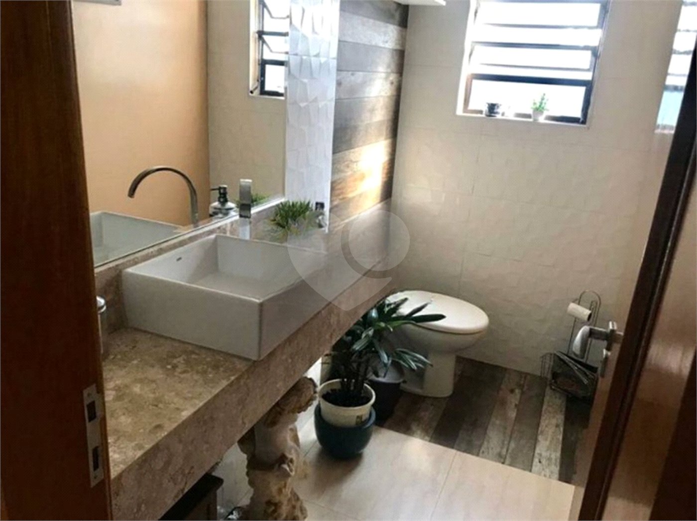 Sobrado à venda com 3 quartos, sendo 1 suíte, em Vila Guilherme, São Paulo, SP