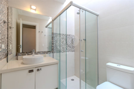 Casa à venda com 5 quartos, sendo 3 suítes, no condomínio Boulevard Saint Michael, São Paulo - SP