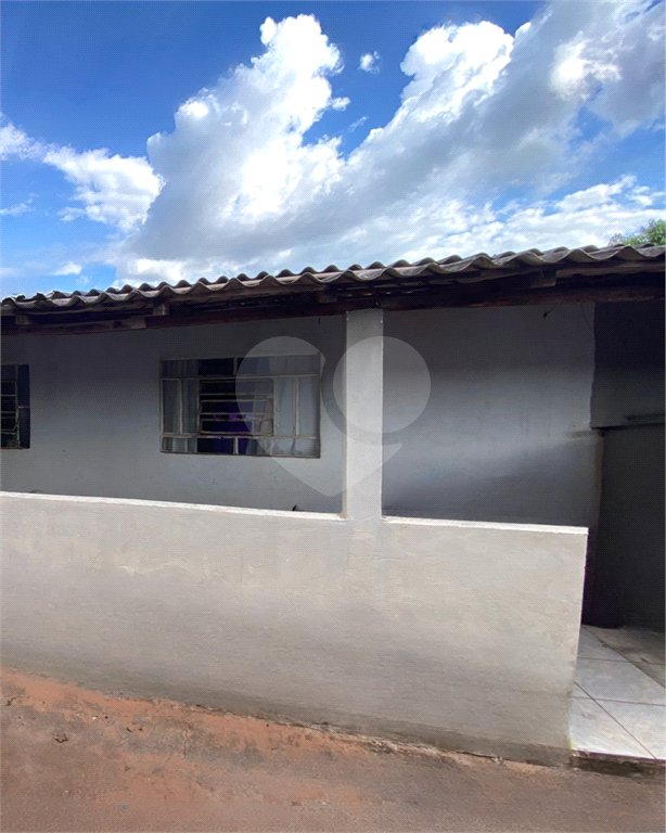 Casa à venda com 3 quartos em Vila Aquidabam, Ponta Porã, MS