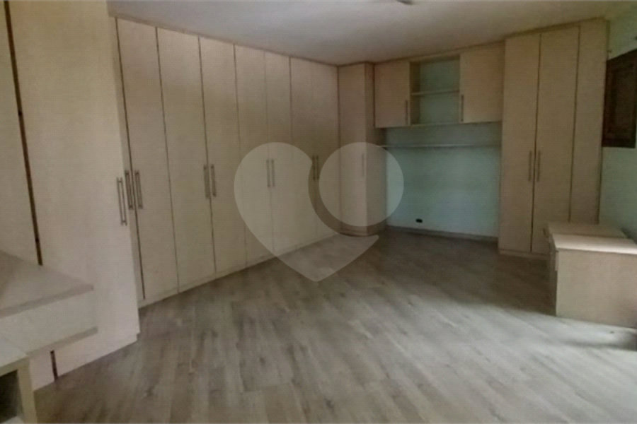 Sobrado para alugar com 3 quartos, sendo 1 suíte, em Parque Maria Domitila, São Paulo, SP
