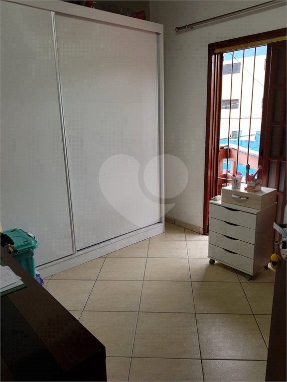 Sobrado à venda com 2 quartos, sendo 1 suíte, em Chácara Jafet, Mogi das Cruzes, SP