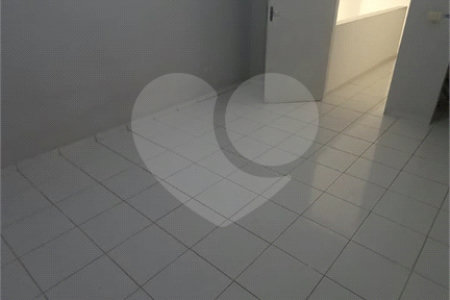 Casa Térrea à venda com 2 suítes em Jardim São Francisco, Mogi das Cruzes, SP