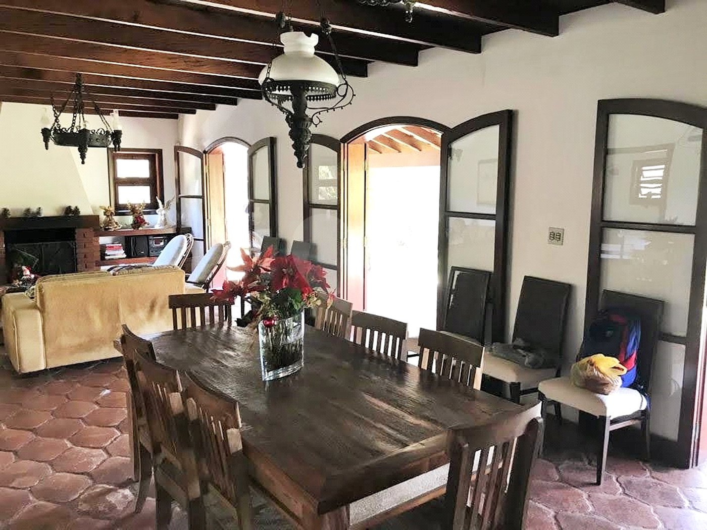Casa em condomínio à venda ou para alugar com 4 quartos, sendo 2 suítes, em Caixa D´água, Vinhedo, SP
