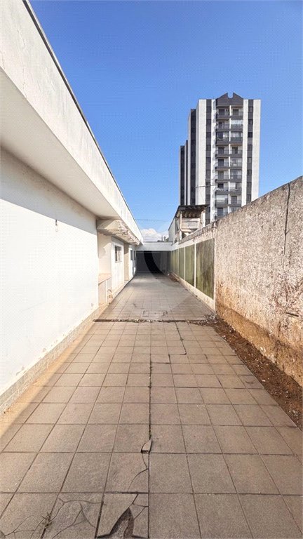 Casa para alugar com 5 quartos, sendo 2 suítes, no Centro, Suzano, SP