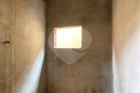 Casa térrea na Vila São José.