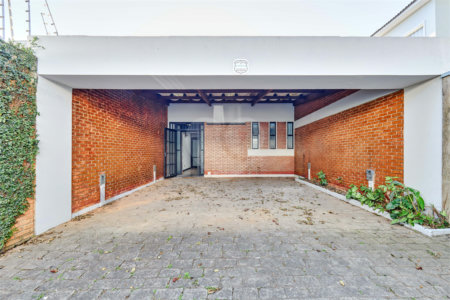 Casa à venda com 3 quartos, sendo 1 suíte, em Brooklin, São Paulo, SP