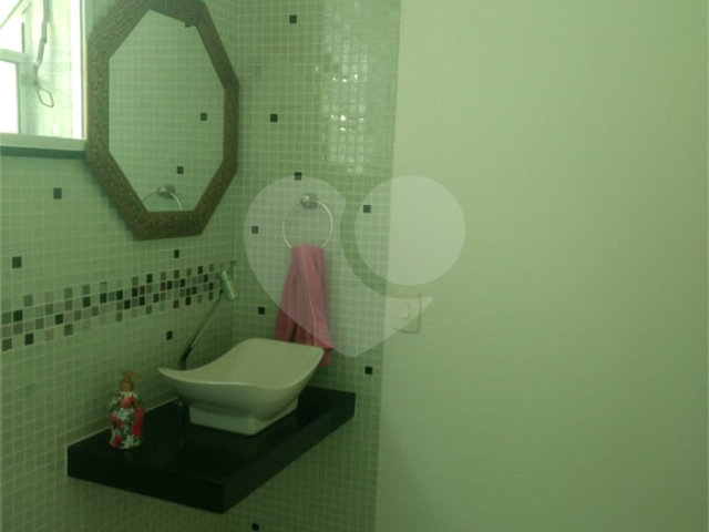 Sobrado à venda com 4 quartos, sendo 1 suíte,  em Vila Guilherme, São Paulo, SP