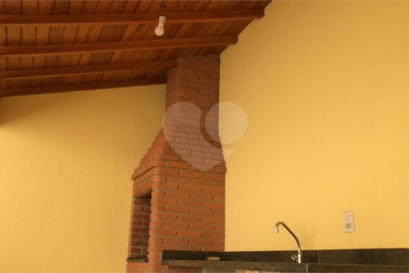 Casa à venda com 3 quartos, sendo 1 suíte, no condomínio Vista Verde, Indaiatuba - SP