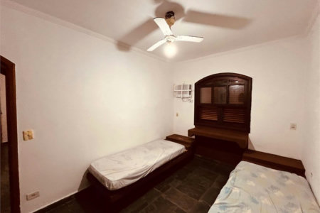 Casa com 6 dormitórios à venda, 300 m² por R$ 680.000,00 - Balneário Cidade Atlântica - Guarujá/SP