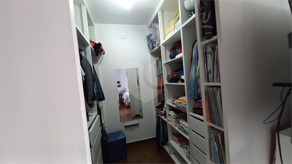 Sobrado à venda com 3 quartos, sendo 1 suíte, em Vila Gomes, São Paulo, SP