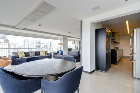Apartamento à venda com 3 suítes em Campo Belo, São Paulo, SP