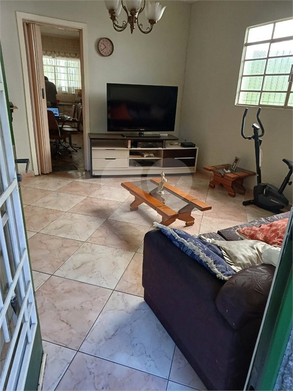 Casa Térrea à venda com 6 quartos em Vila Gustavo, São Paulo, SP