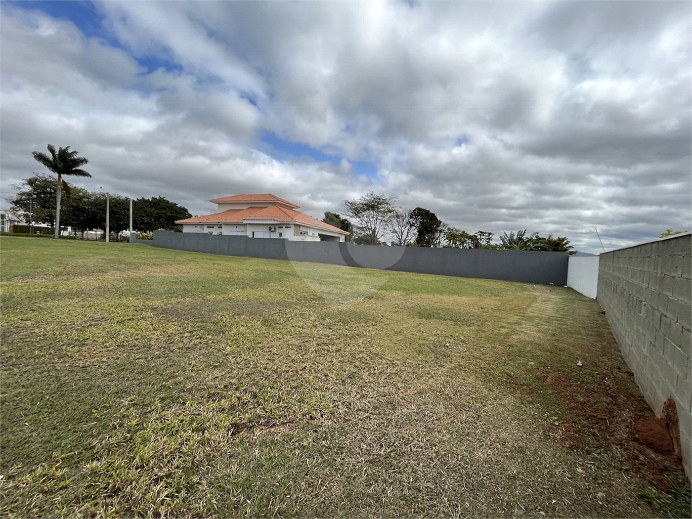Terreno à venda no condomínio Fazenda Jequitibá, Sorocaba - SP