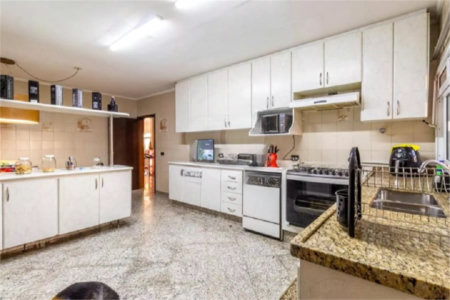 Sobrado à venda com 5 quartos, sendo 4 suítes, em Vila Galvão, Guarulhos, SP