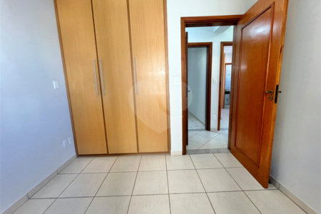 Apartamento à venda com 3 quartos, sendo 1 suíte, em Parque Campolim, Sorocaba, SP