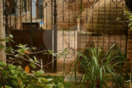 Sobrado à venda ou para alugar com 10 suítes em Alto da Boa Vista, São Paulo, SP