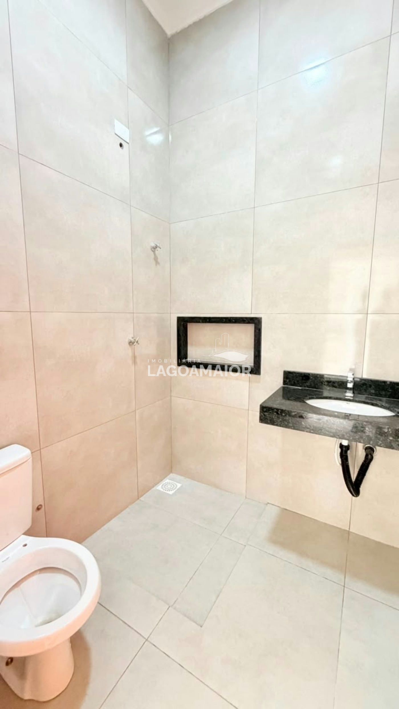 Casa à venda com 2 quartos, sendo 1 suíte,  em Nova Tres Lagoas, Três Lagoas, MS