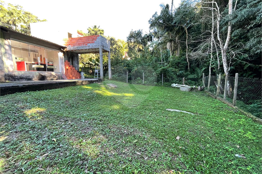 Casa à venda com 3 quartos, sendo 1 suíte, em Roseira, Mairiporã, SP