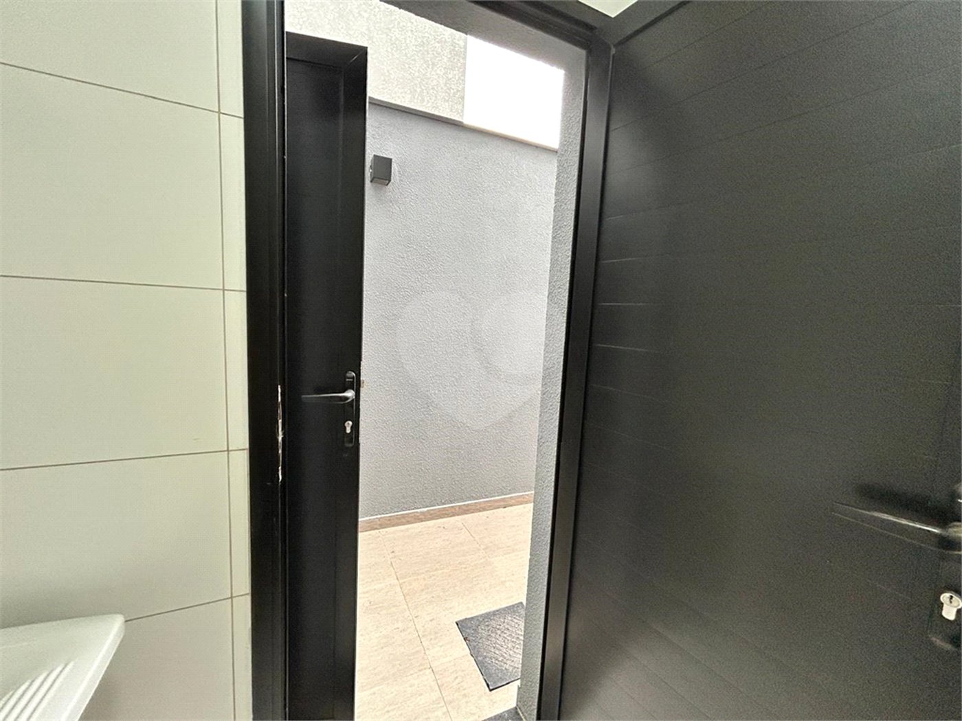 Casa à venda com 3 quartos, sendo 1 suíte, no condomínio Ibiti Reserva, Sorocaba - SP