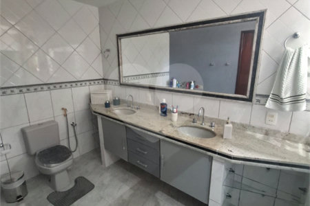 Casa à venda com 3 quartos, sendo 1 suíte, em Campo Grande, Rio de Janeiro, RJ