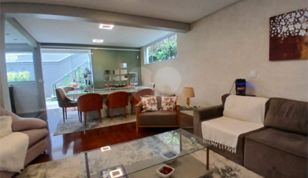 Sobrado à venda com 4 quartos, sendo 2 suítes,  em Vila Ida, São Paulo, SP