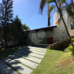 Casa à venda com 4 suítes no condomínio Estância Marambaia, Vinhedo - SP