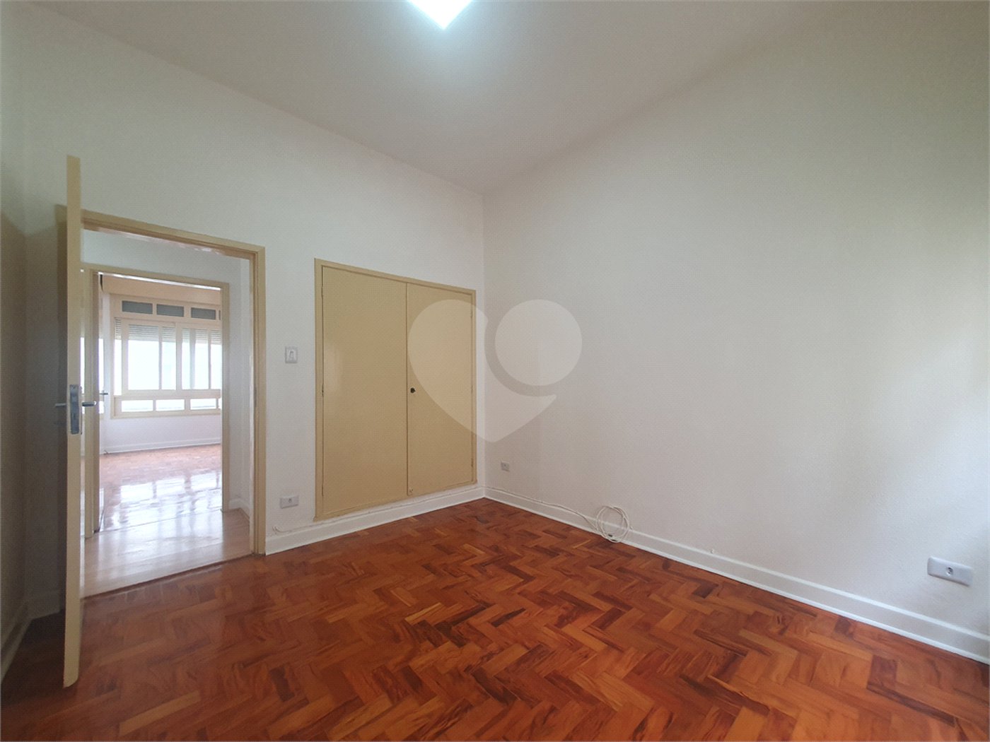 Apartamento para alugar com 2 quartos, sendo 1 suíte,  em Higienópolis, São Paulo, SP