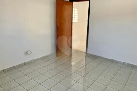 Casa à venda com 2 quartos, sendo 1 suíte,  em Jardim Pitangueiras I, Jundiaí, SP