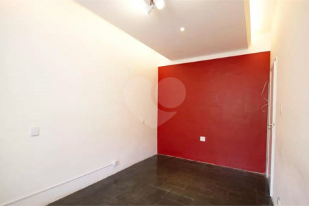 Apartamento à venda com 3 quartos, sendo 1 suíte, em Pinheiros, São Paulo, SP