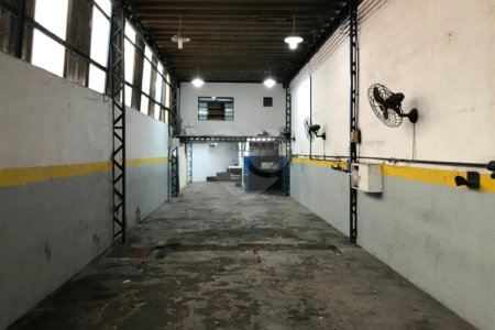 Casa à venda com 4 quartos em Vila Lageado, São Paulo, SP