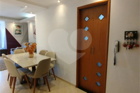 Apartamento à venda com 3 quartos, sendo 1 suíte,  em Boa Vista, São Caetano do Sul, SP
