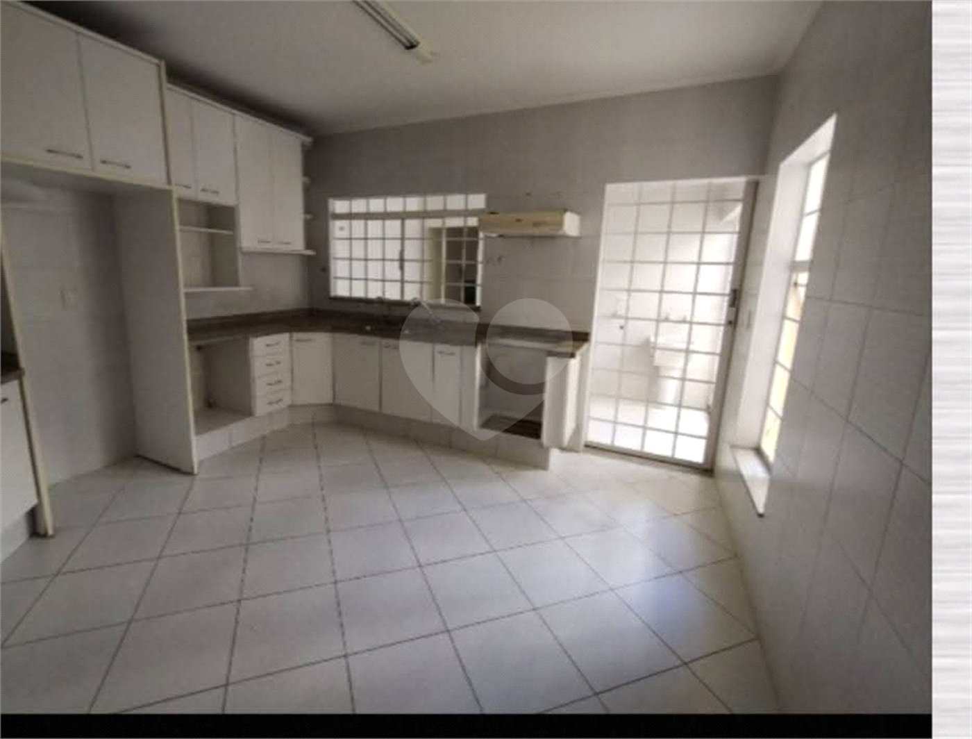 Casa à venda com 3 quartos, sendo 1 suíte, em Vila São José, Itapetininga, SP