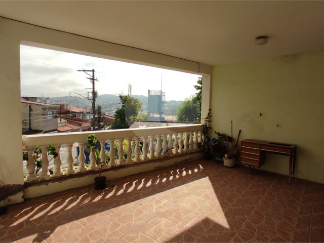 Sobrado à venda com 3 quartos, sendo 1 suíte,  em Tremembé, São Paulo, SP