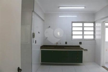Apartamento à venda com 3 quartos, sendo 1 suíte, em Água Branca, São Paulo, SP