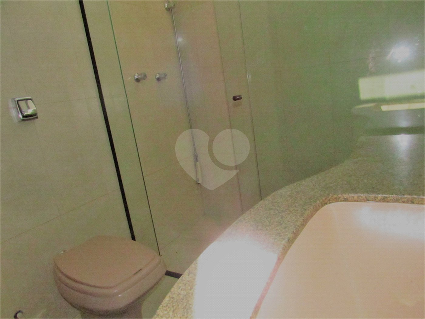 Casa à venda com 3 quartos, sendo 1 suíte, em Santo Amaro, São Paulo, SP