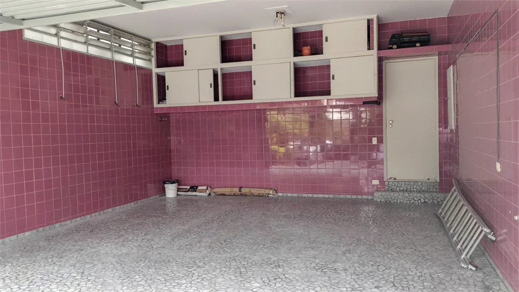 Casa à venda com 4 suítes em Vila Pirajussara, São Paulo, SP