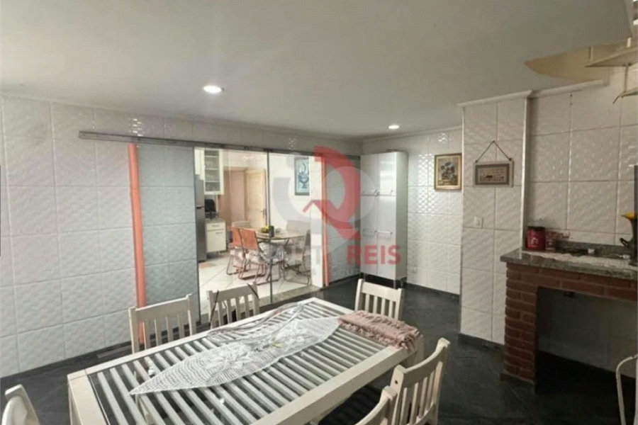 Sobrado à venda com 3 quartos, sendo 2 suítes, em Vila Maria, São Paulo, SP