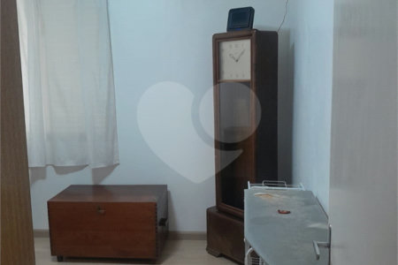 Apartamento à venda com 2 quartos, sendo 1 suíte,  em Pinheiros, São Paulo, SP