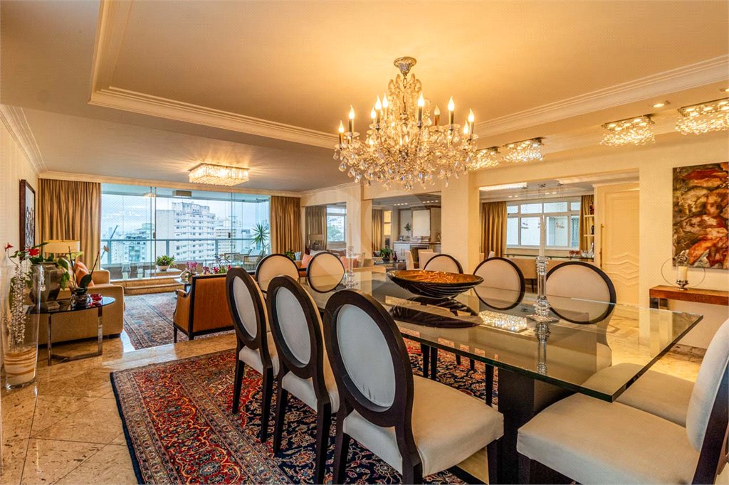 Apartamento à venda com 3 suítes em Bela Vista, São Paulo, SP