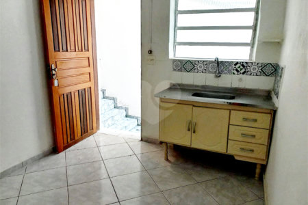 Sobrado à venda com 2 quartos em Vila Anglo Brasileira, São Paulo, SP