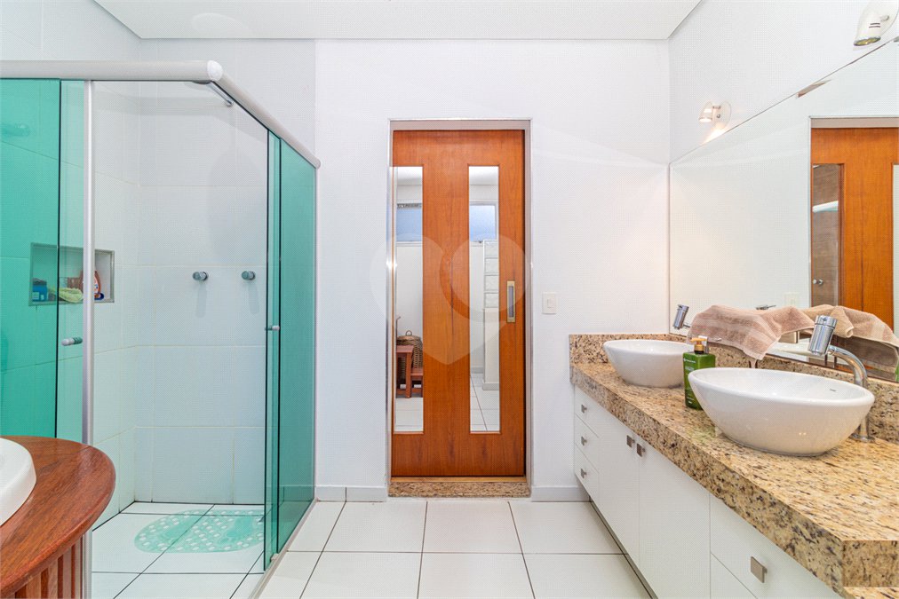 Casa à venda com 3 suítes em Interlagos, São Paulo, SP