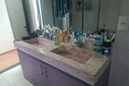 Terreno à venda com 4 suítes no condomínio Granja Anita, Mogi das Cruzes - SP