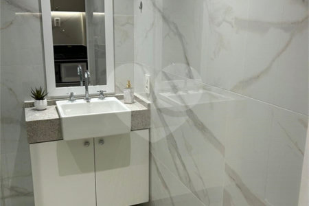 Apartamento à venda ou para alugar com 1 quarto em Pinheiros, São Paulo, SP