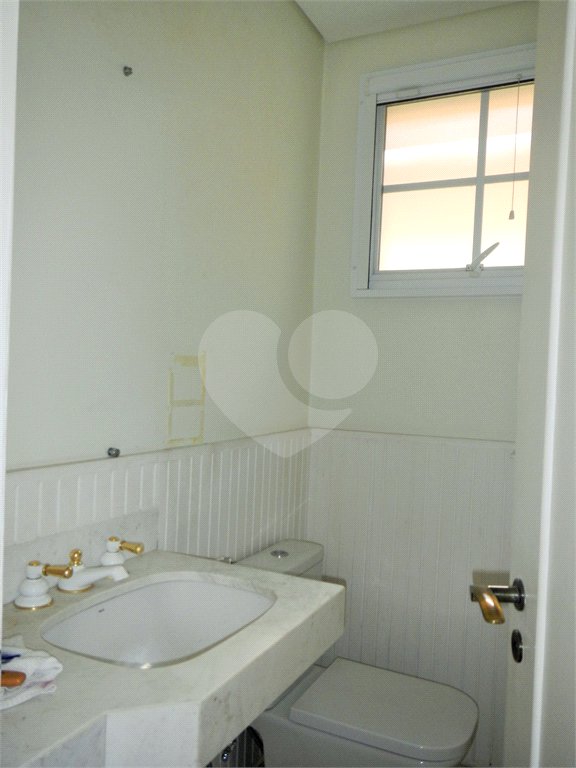 Casa à venda na Saúde c/293m2 - 4 Suítes/4 Salas/3 Vagas na garagem