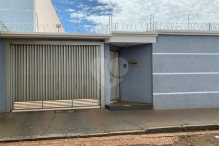 Casa no Campos Ville em Araraquara/SP 4 dormitórios, sendo 2 suítes