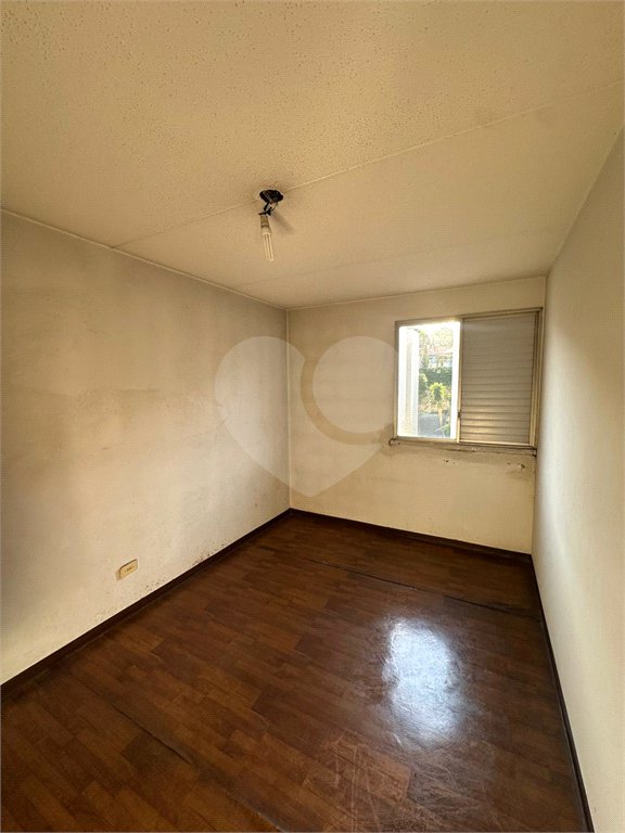 Apartamento à venda com 2 quartos em Jardim Santa Mônica, São Paulo, SP