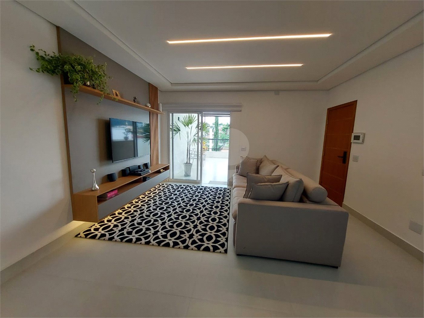 Casa à venda com 3 quartos, sendo 1 suíte,  em Jardim Paulista, Atibaia, SP