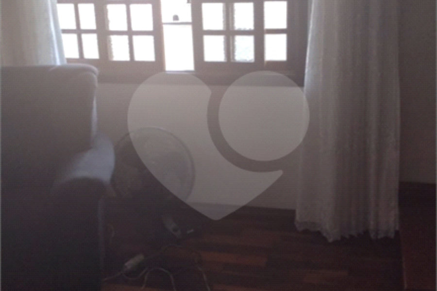 Casa à venda com 3 quartos, sendo 1 suíte, em Parque Edu Chaves, São Paulo, SP