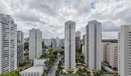 Apartamento à venda com 2 suítes em Santo Amaro, São Paulo, SP